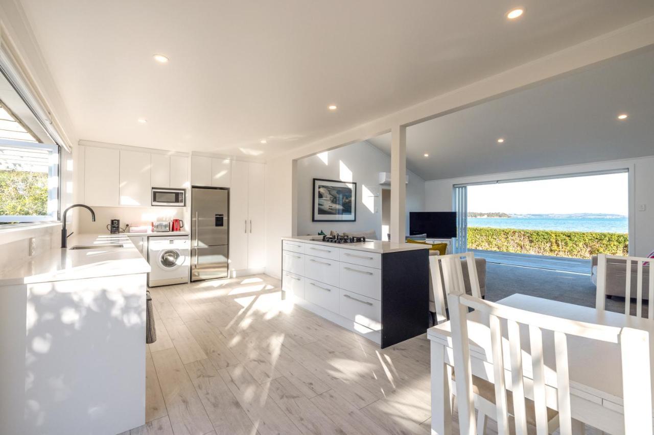Driftwood Beach House With Spa Pool - Absolute Beachfront! Blackpool Zewnętrze zdjęcie